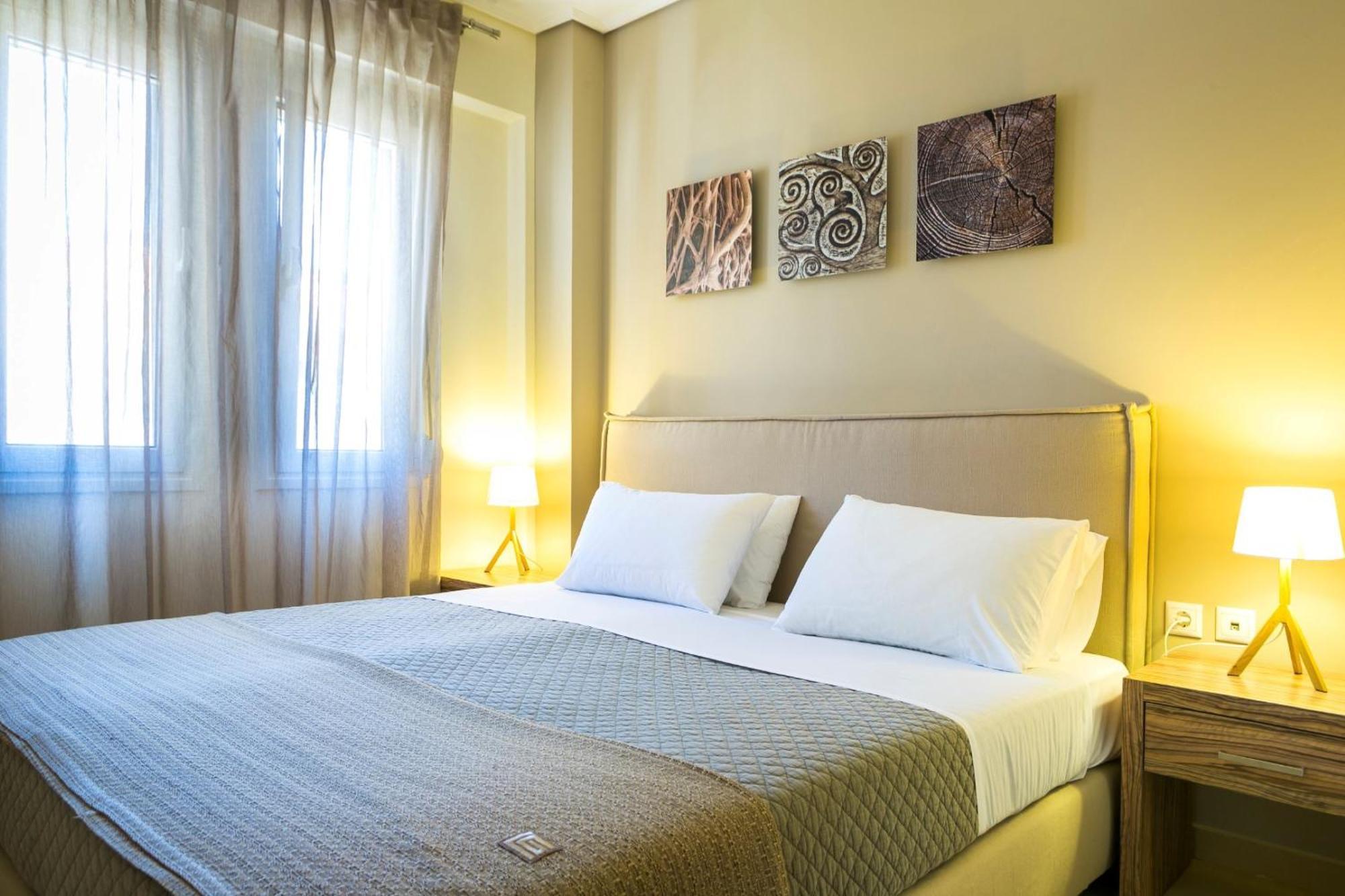 Meliti Waterfront Suites Karavomylos Extérieur photo